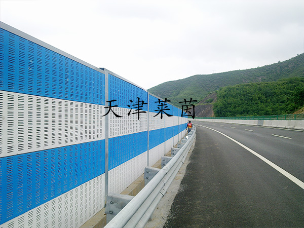 <a href=http://www.6664777.com/news_article?news_id=114>高速聲屏障</a>